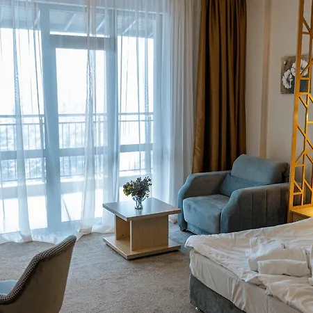 Orpheus Hotel 4*